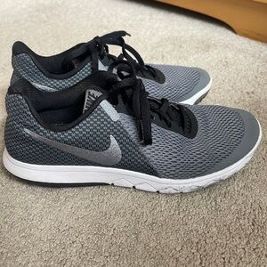 NIKE FLEX EXPERIENCE RUNNING SHOE